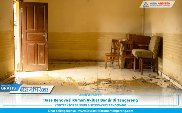 kondisi awal proyek jasa renovasi rumah akibat banjir Tangerang dengan lantai terendam